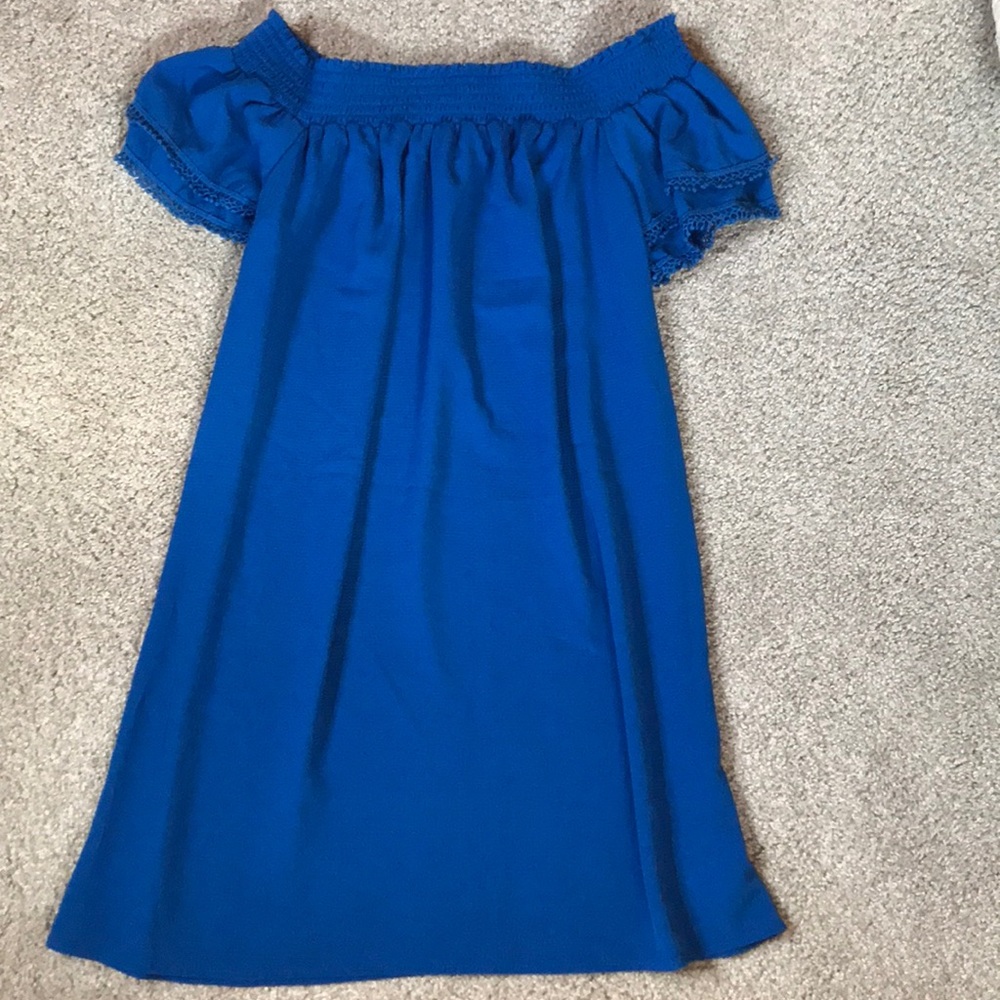 Blue dress
